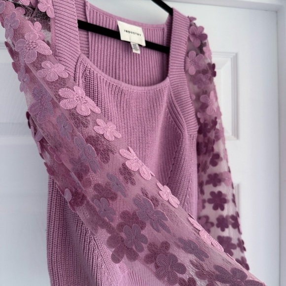 INDUSTRY Lilac Pink Cotton Knit Sweater Top w Sheer Floral Applique Sleeve S - Picture 2 of 12